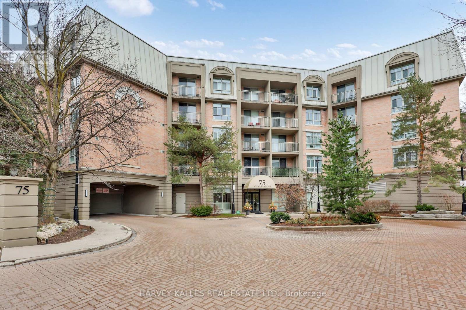 203 - 75 York Mills Road, Toronto, Ontario  M2P 2E7 - Photo 1 - C12975696