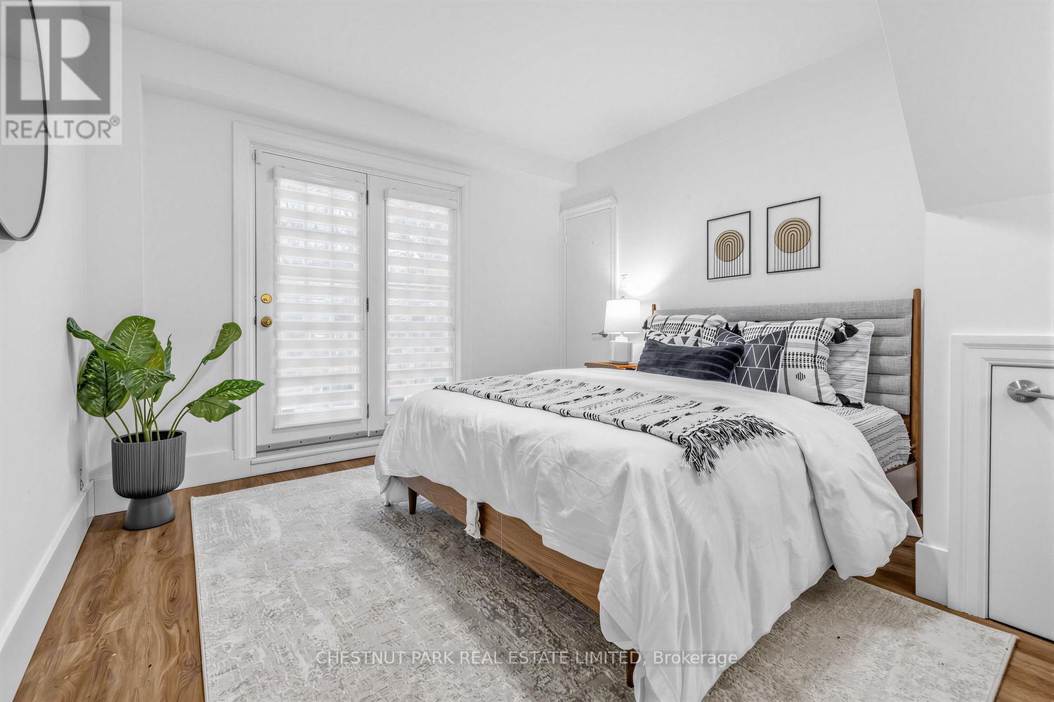 736 Glencairn Avenue, Toronto, Ontario  M6B 2A1 - Photo 20 - C12975702