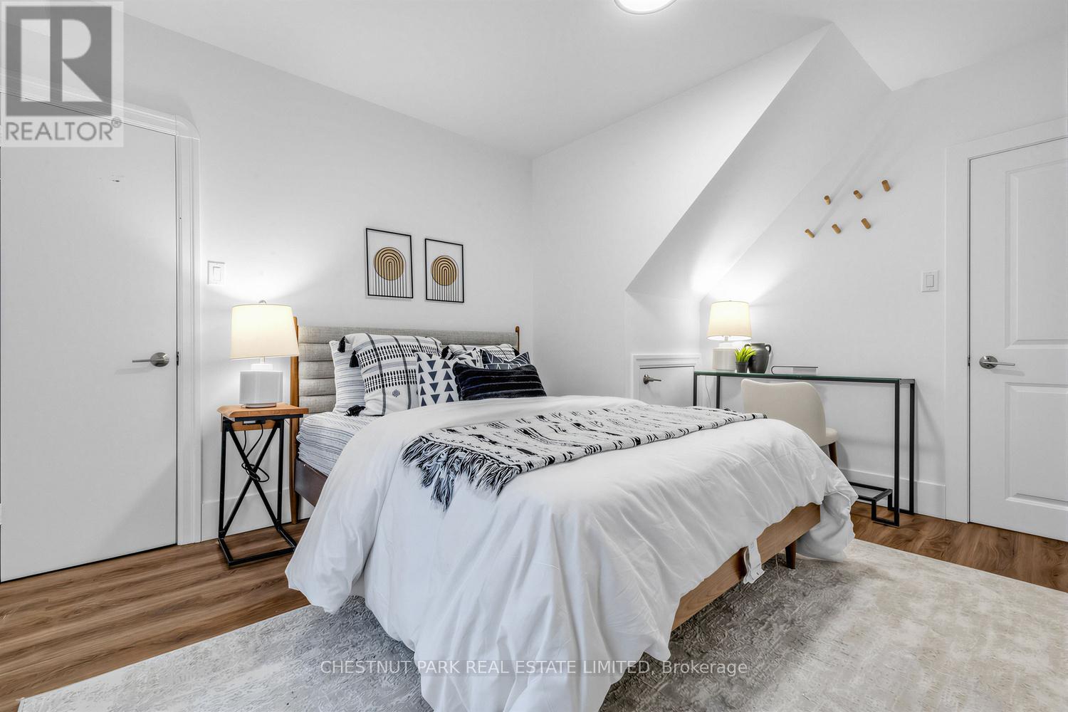 736 Glencairn Avenue, Toronto, Ontario  M6B 2A1 - Photo 21 - C12975702