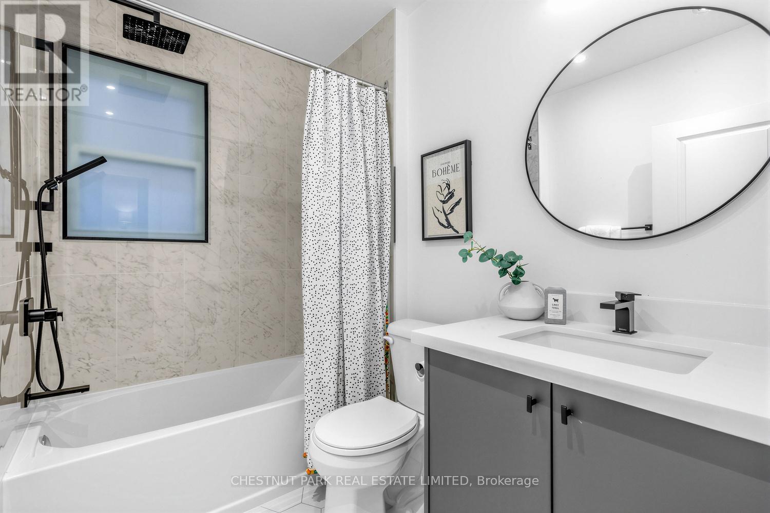 736 Glencairn Avenue, Toronto, Ontario  M6B 2A1 - Photo 22 - C12975702