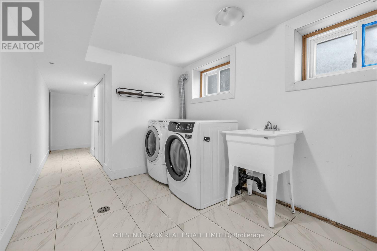 736 Glencairn Avenue, Toronto, Ontario  M6B 2A1 - Photo 34 - C12975702