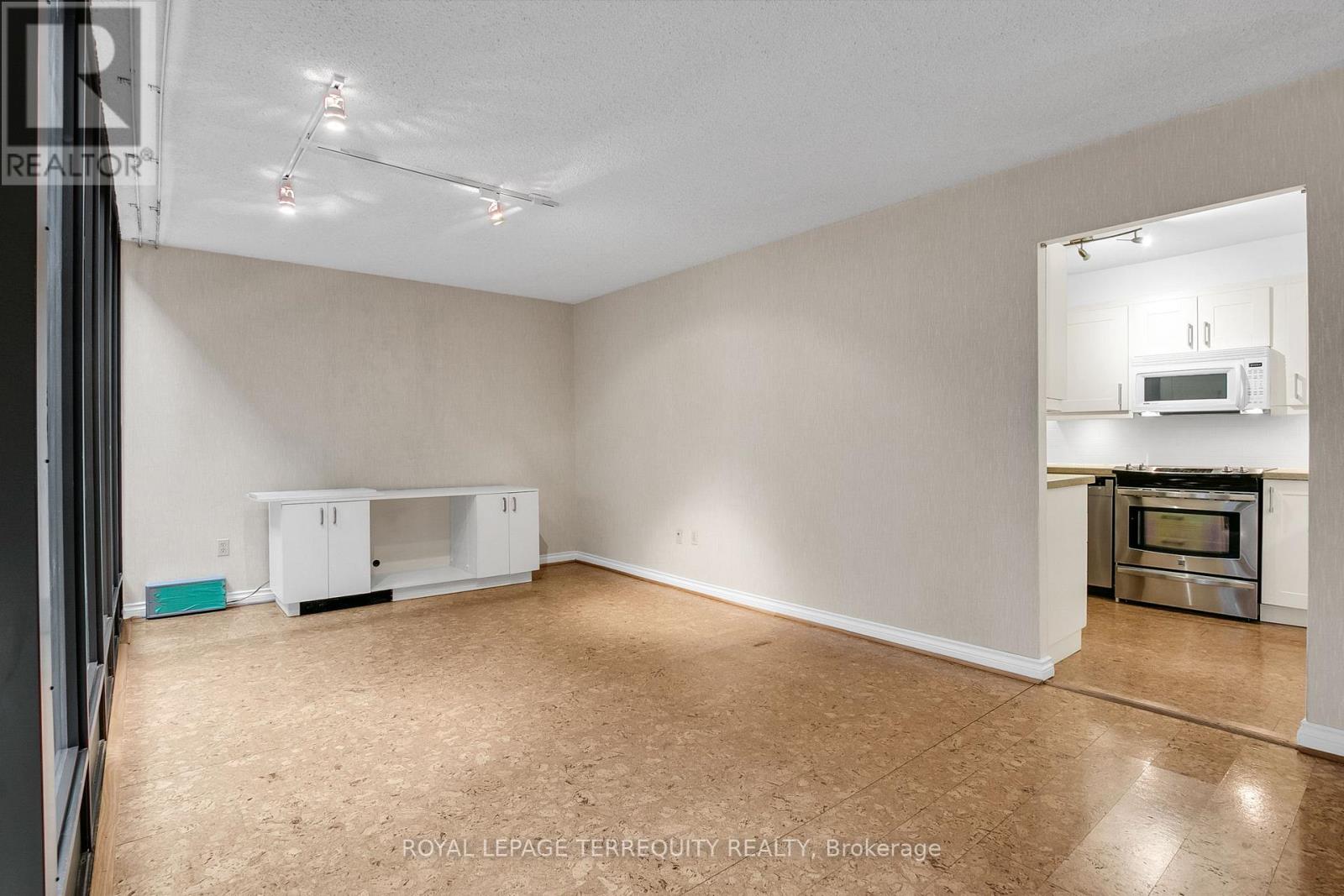 54 Granby Street, Toronto, Ontario  M5B 2J5 - Photo 23 - C12975708