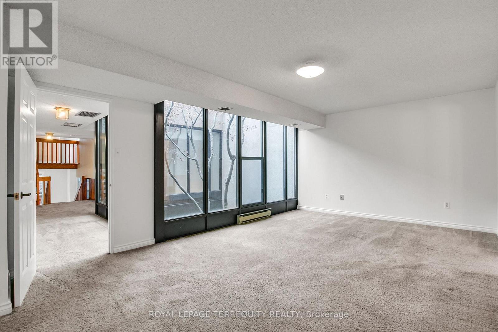 54 Granby Street, Toronto, Ontario  M5B 2J5 - Photo 32 - C12975708