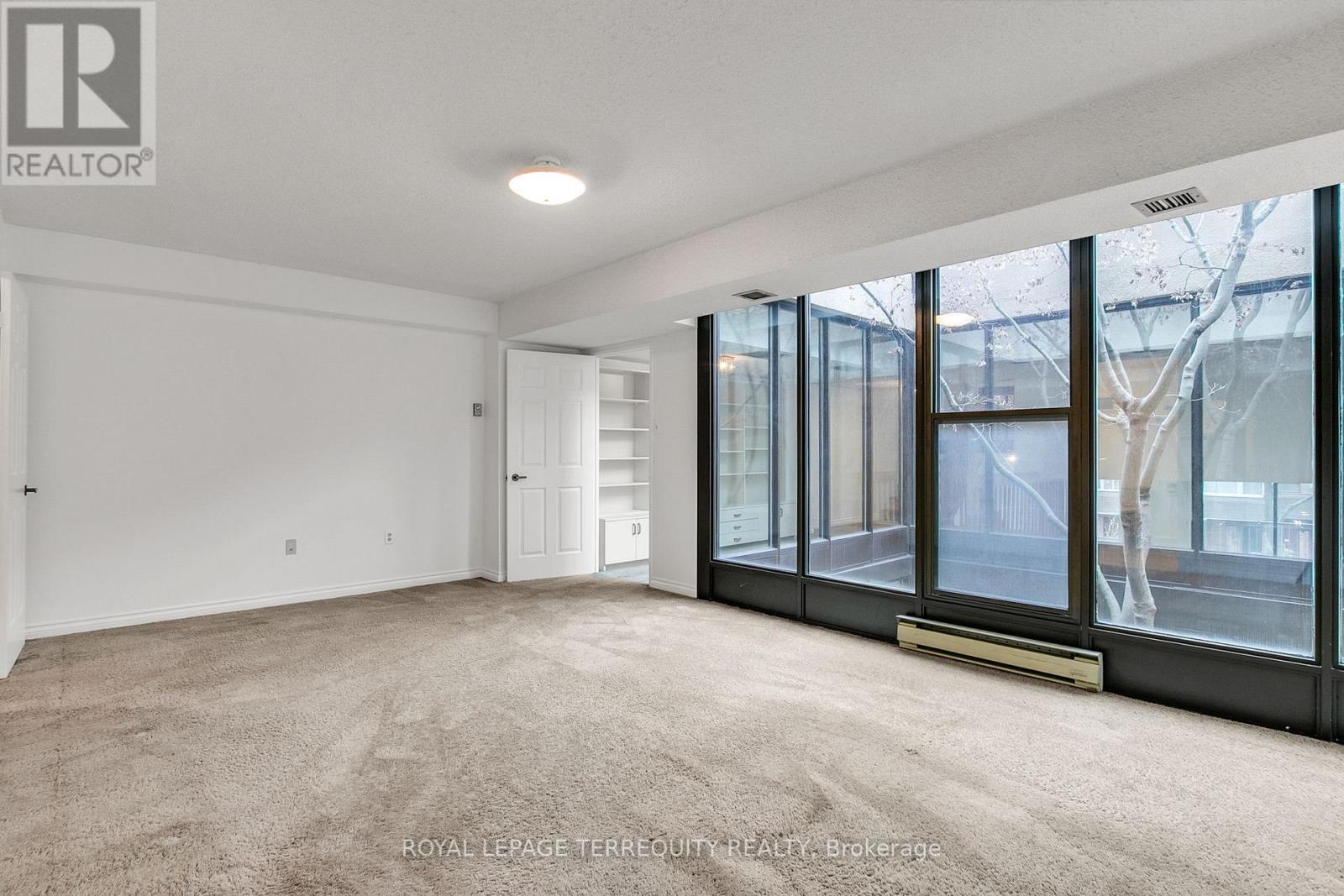 54 Granby Street, Toronto, Ontario  M5B 2J5 - Photo 33 - C12975708