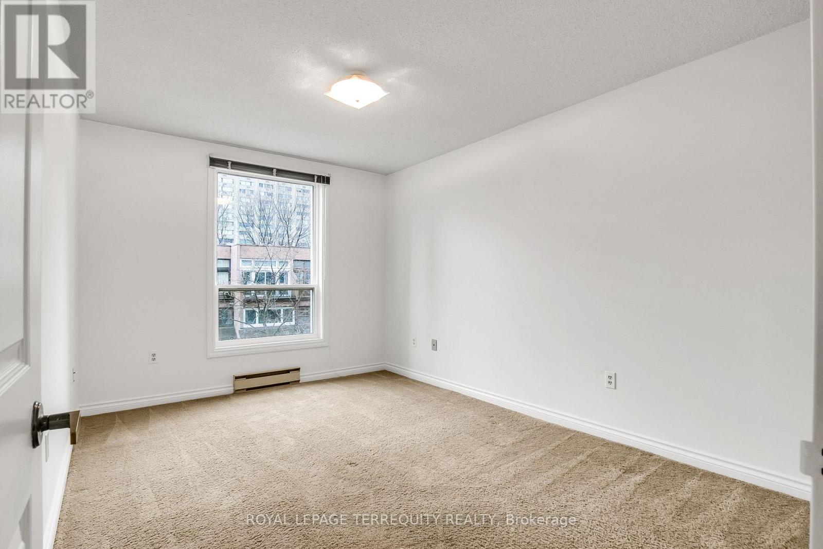 54 Granby Street, Toronto, Ontario  M5B 2J5 - Photo 38 - C12975708