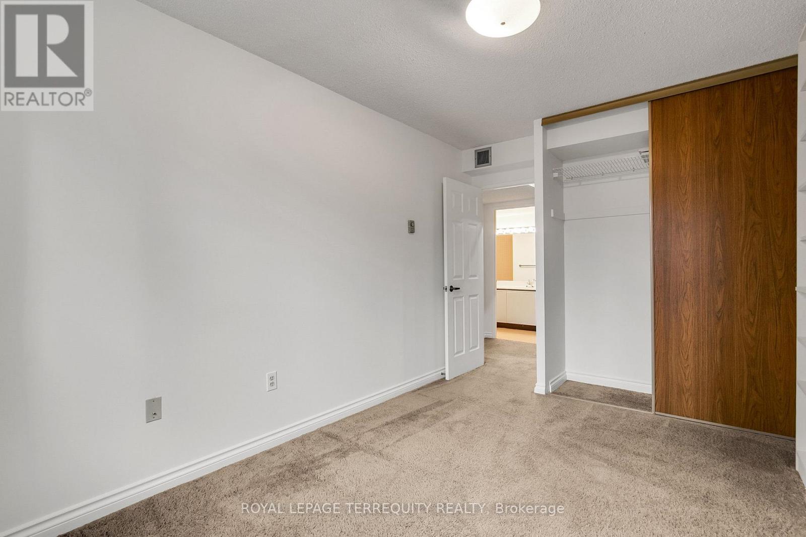 54 Granby Street, Toronto, Ontario  M5B 2J5 - Photo 41 - C12975708