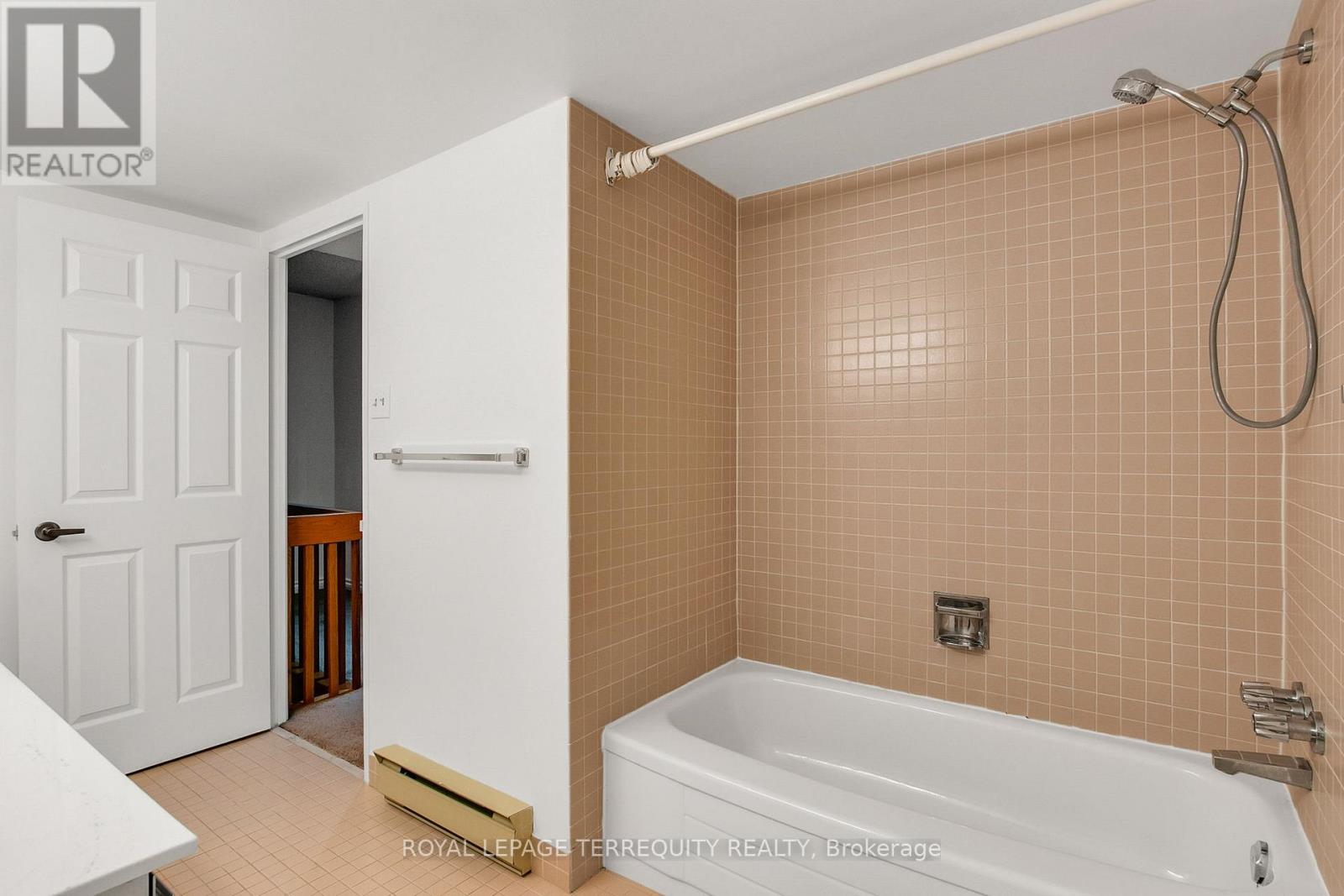 54 Granby Street, Toronto, Ontario  M5B 2J5 - Photo 43 - C12975708