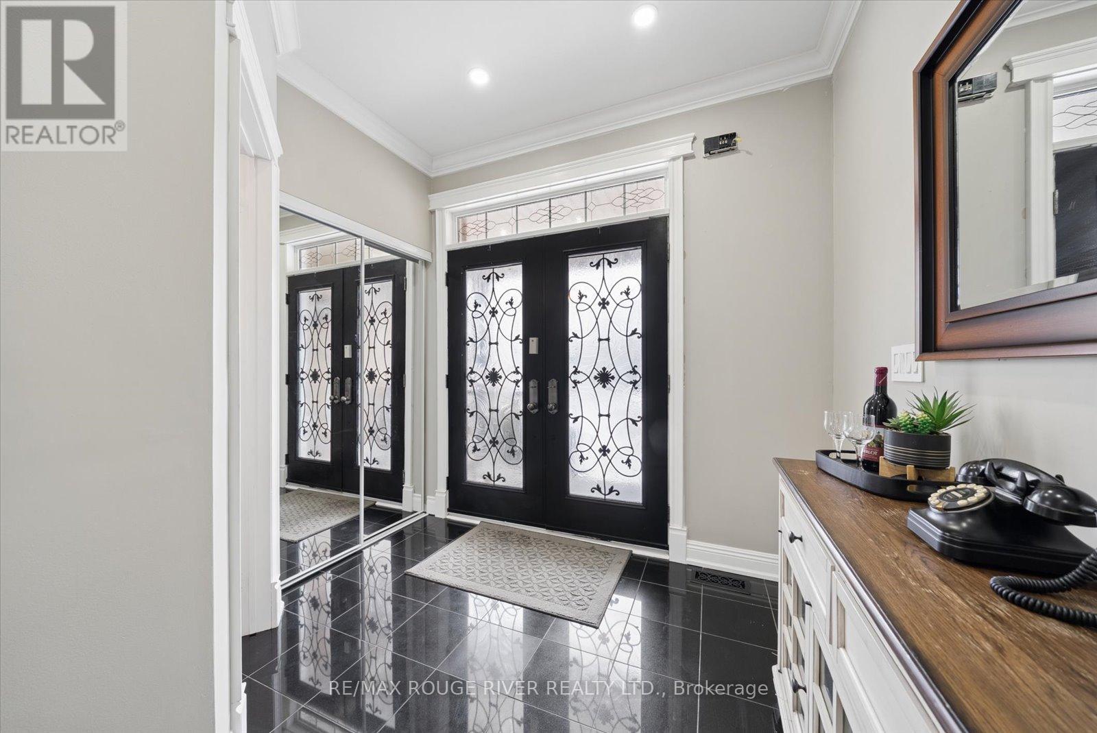 58 Bons Avenue, Clarington, Ontario  L1C 0B5 - Photo 3 - E12975508