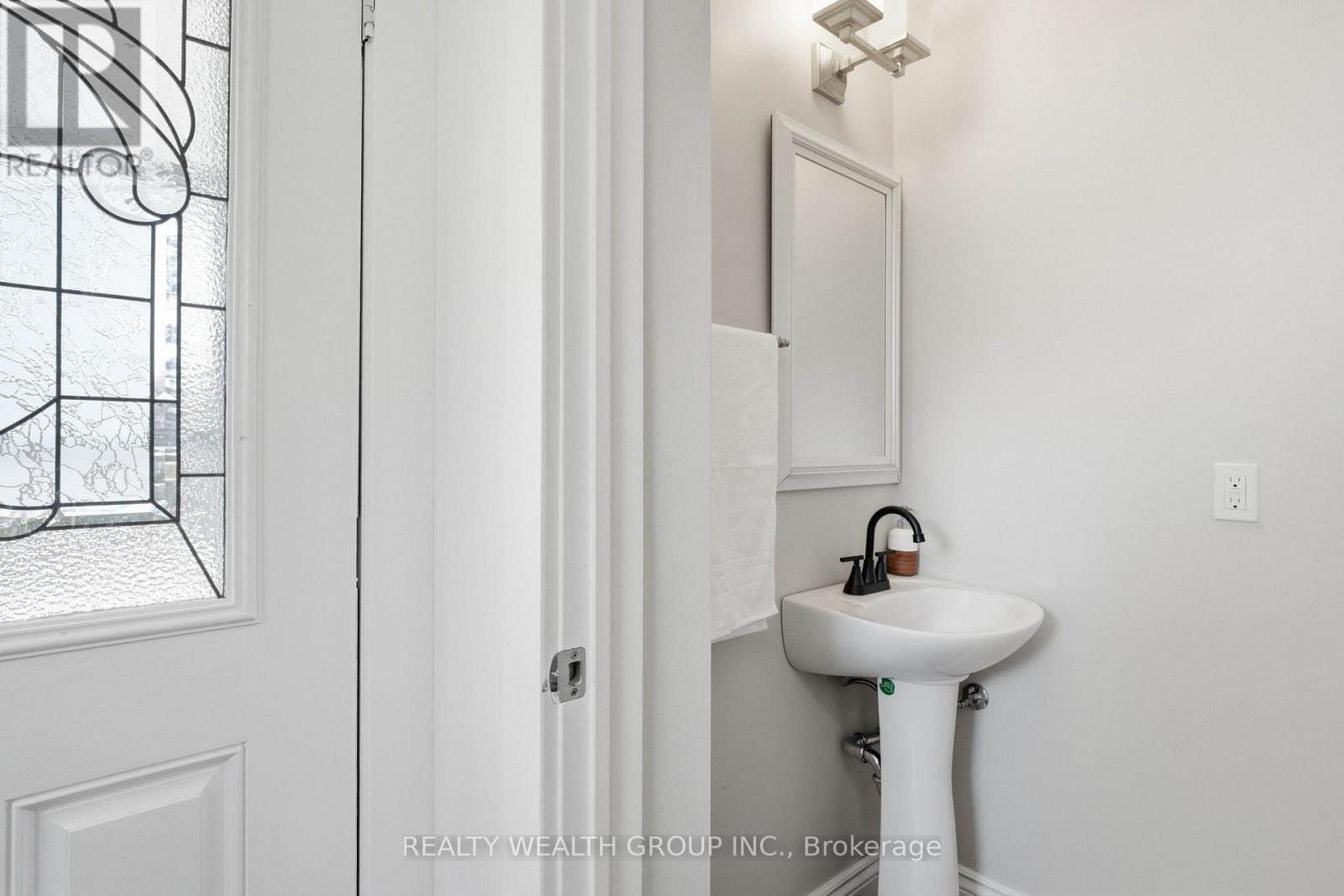 1678 David Street, Pickering, Ontario L1Y 1B2 - Photo 17 - E12975510