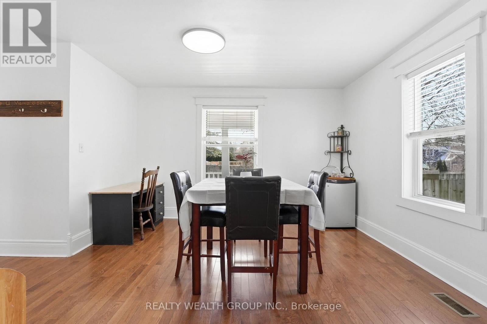 1678 David Street, Pickering, Ontario L1Y 1B2 - Photo 8 - E12975510