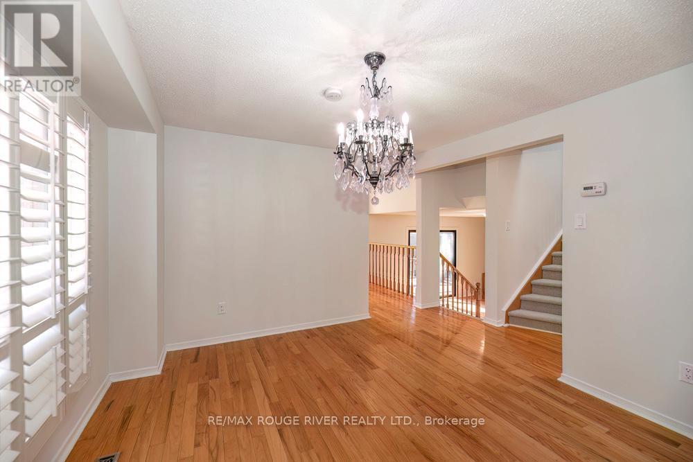 19 Glenthorne Drive, Toronto, Ontario  M1C 3S9 - Photo 7 - E12975520