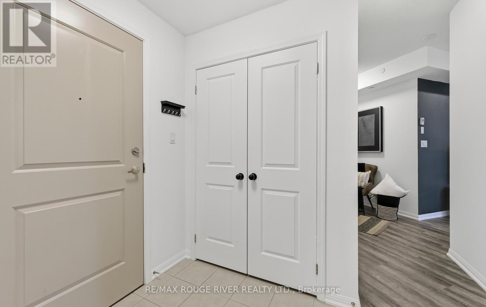 106 - 84 Aspen Springs Drive, Clarington, Ontario L1C 0V3 - Photo 3 - E12975528