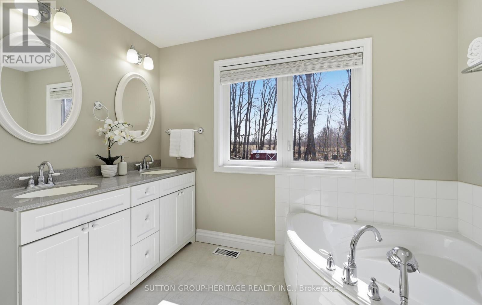 499 Fralicks Beach Road, Scugog, Ontario  L9L 1B6 - Photo 21 - E12975618