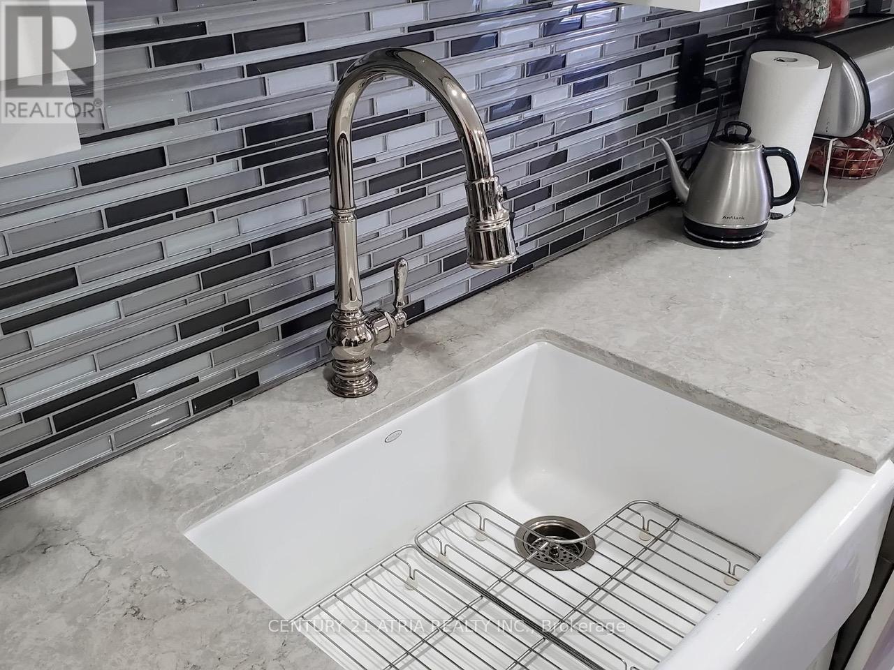 40 Sibley Avenue, Toronto, Ontario  M4C 5E9 - Photo 12 - E12975690