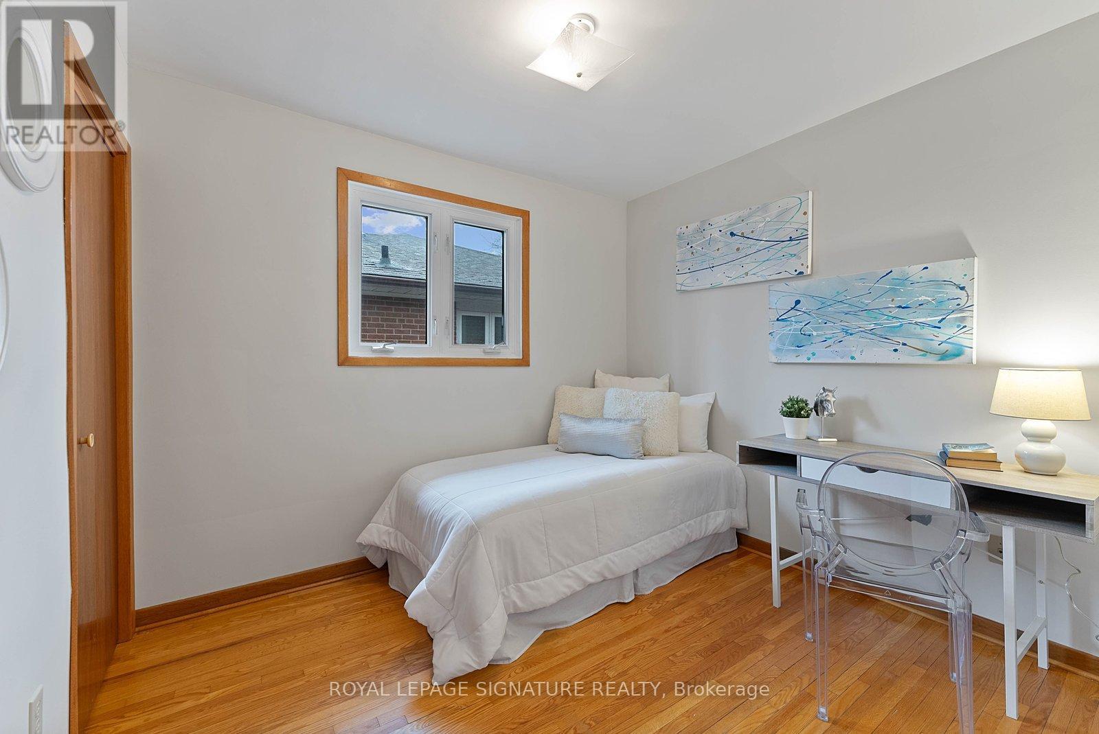 28 Fred Bland Crescent, Toronto, Ontario  M1J 3L8 - Photo 17 - E12975744