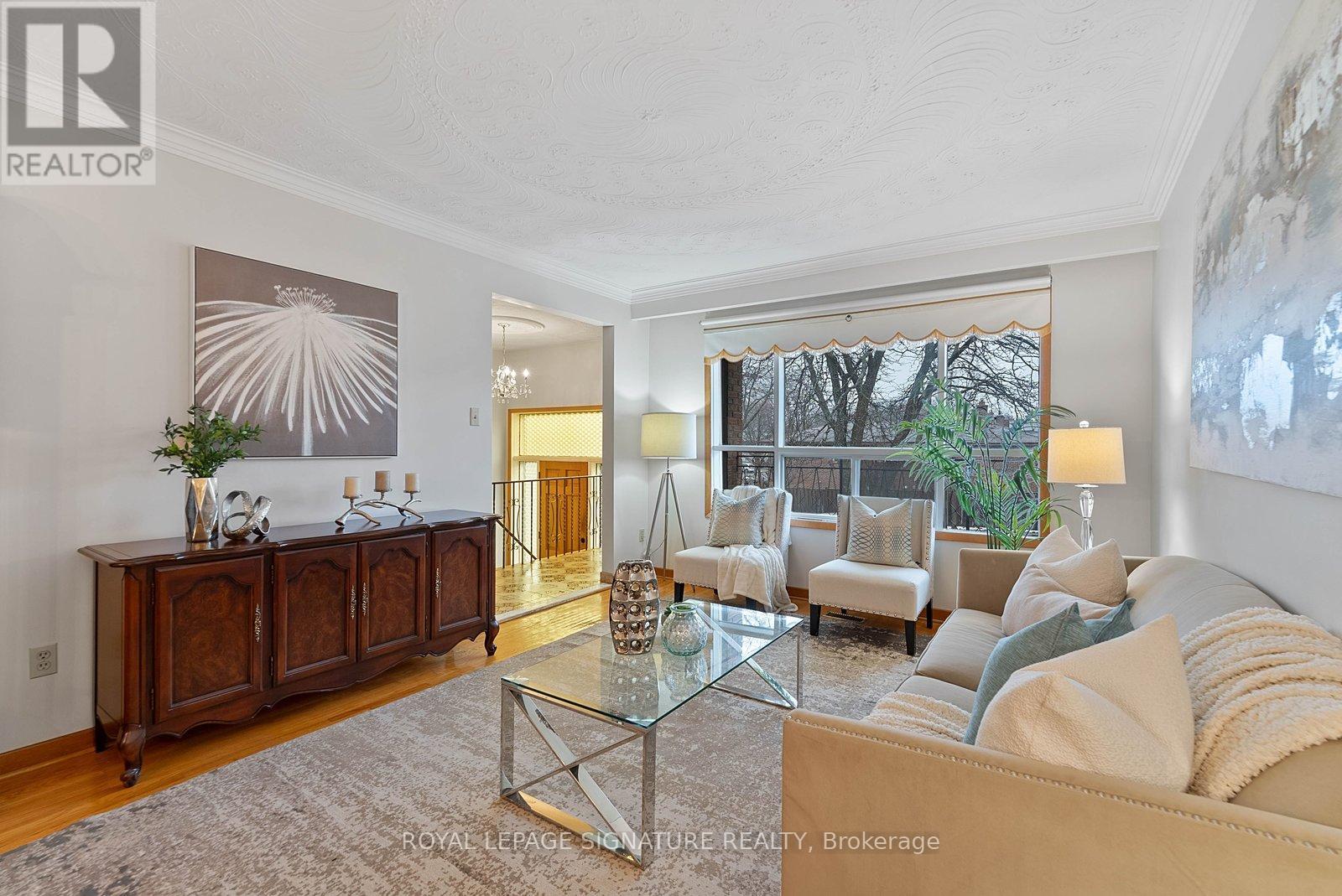 28 Fred Bland Crescent, Toronto, Ontario  M1J 3L8 - Photo 5 - E12975744