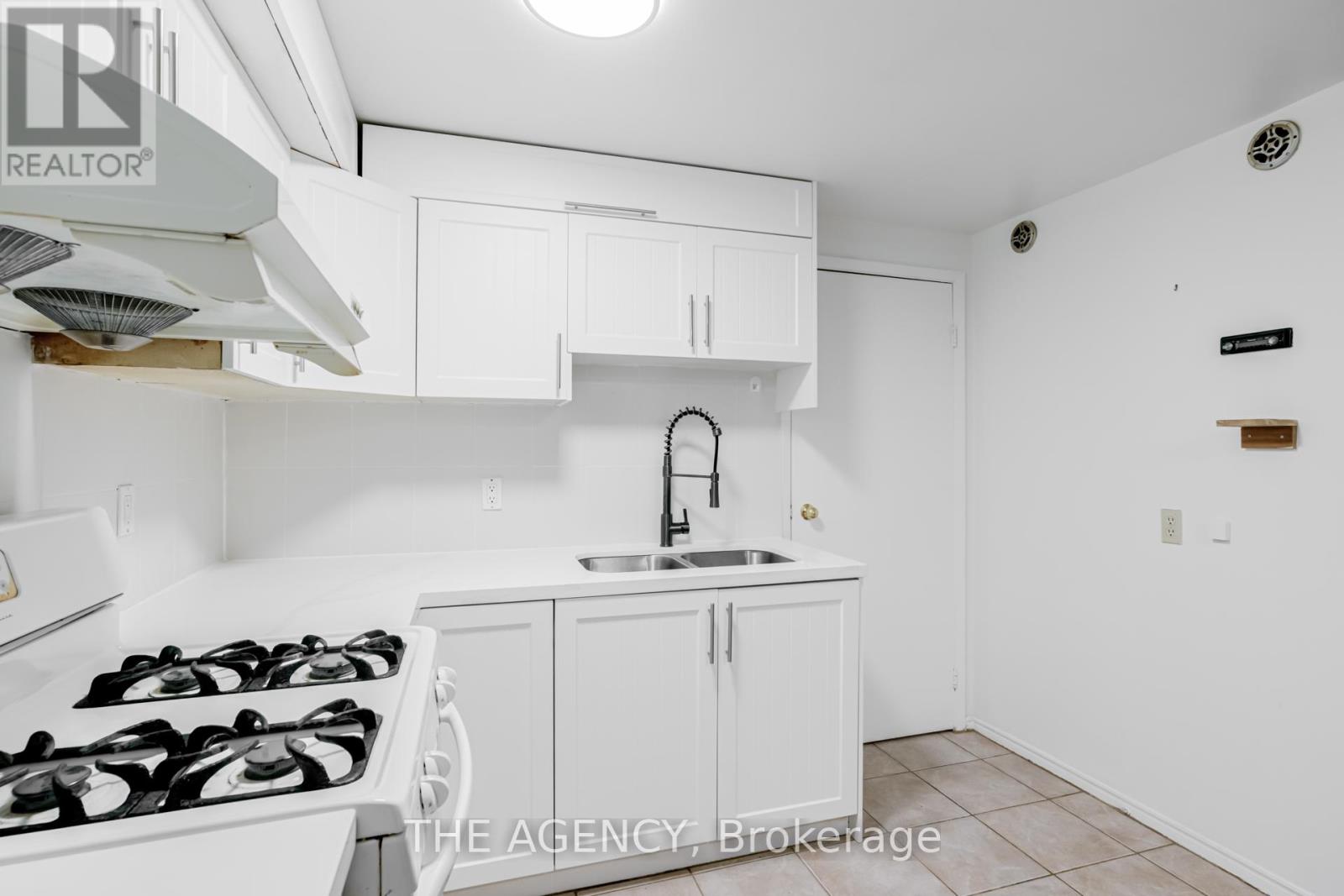 142 Greenbrae Circuit, Toronto, Ontario  M1H 1R3 - Photo 39 - E12975760