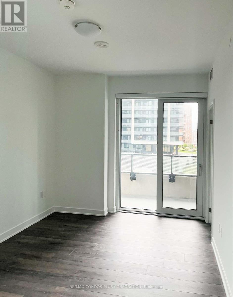 503 - 105 Oneida Crescent, Richmond Hill, Ontario  L4B 0H6 - Photo 4 - N12866002