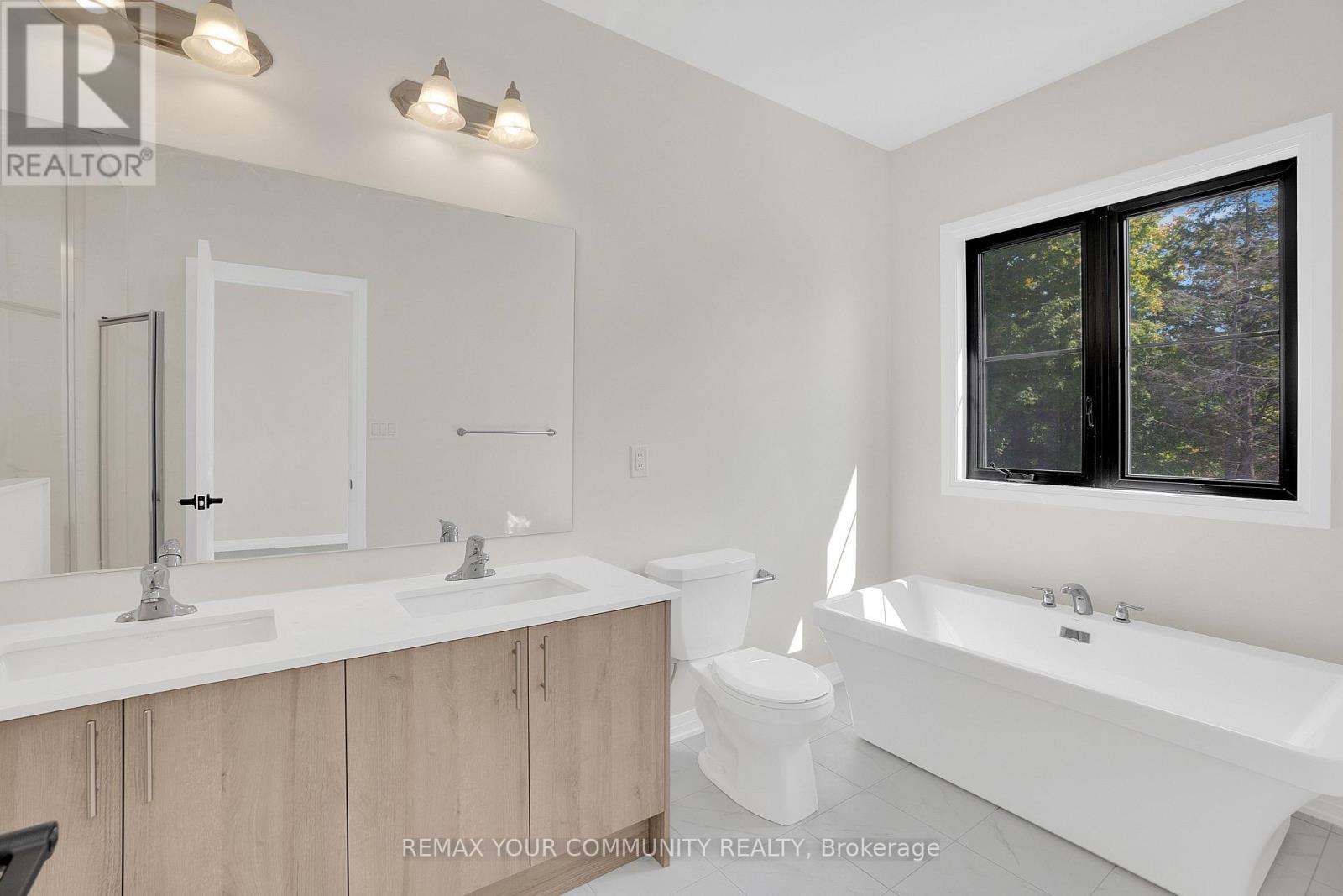 83 Archambault Way, Vaughan, Ontario  L4L 1A6 - Photo 12 - N12974304