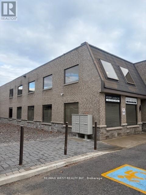 5 - 56 Pennsylvania Avenue, Vaughan, Ontario  L4K 3V9 - Photo 4 - N12970984