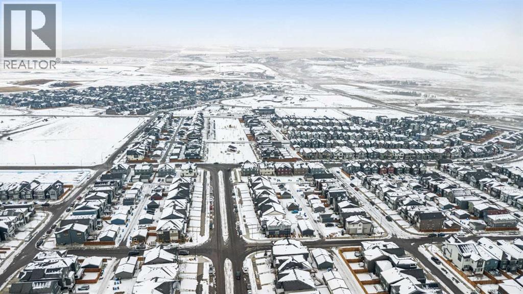 249 Aquila Drive NW, Calgary, Alberta  T3R 1Y6 - Photo 33 - A2298108