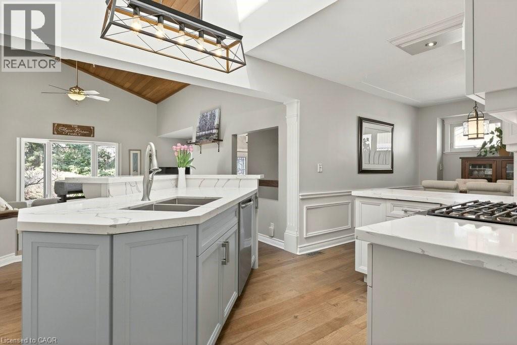 2119 Paisley Avenue, Burlington, Ontario  L7R 1W1 - Photo 12 - 40815402