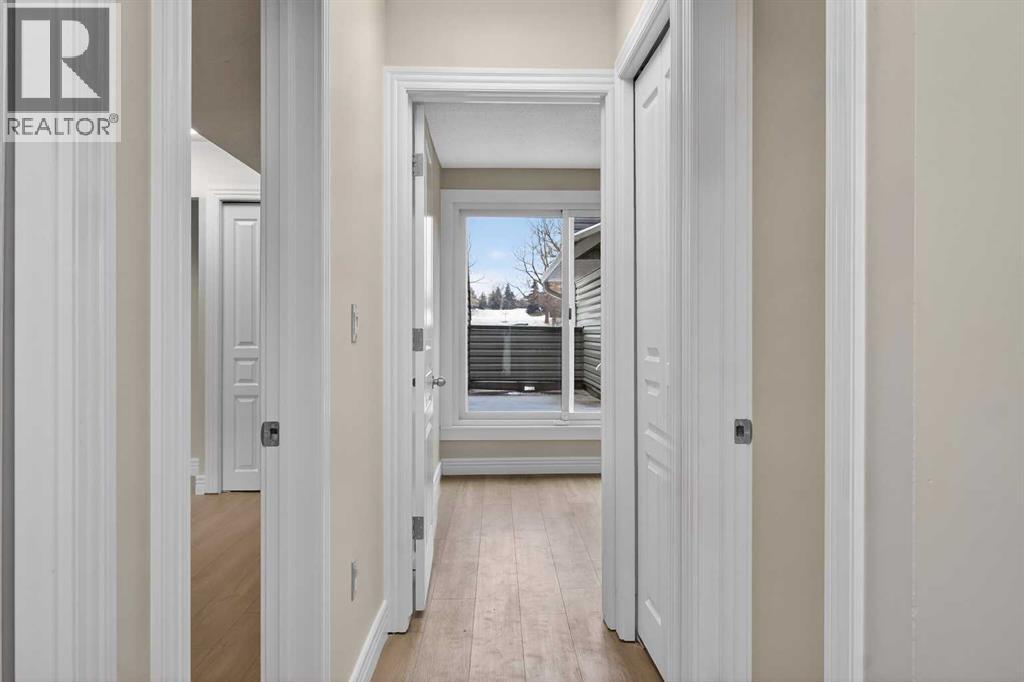 217, 36 Glamis Green Sw, Calgary, Alberta  T3E 6V1 - Photo 5 - A2299929