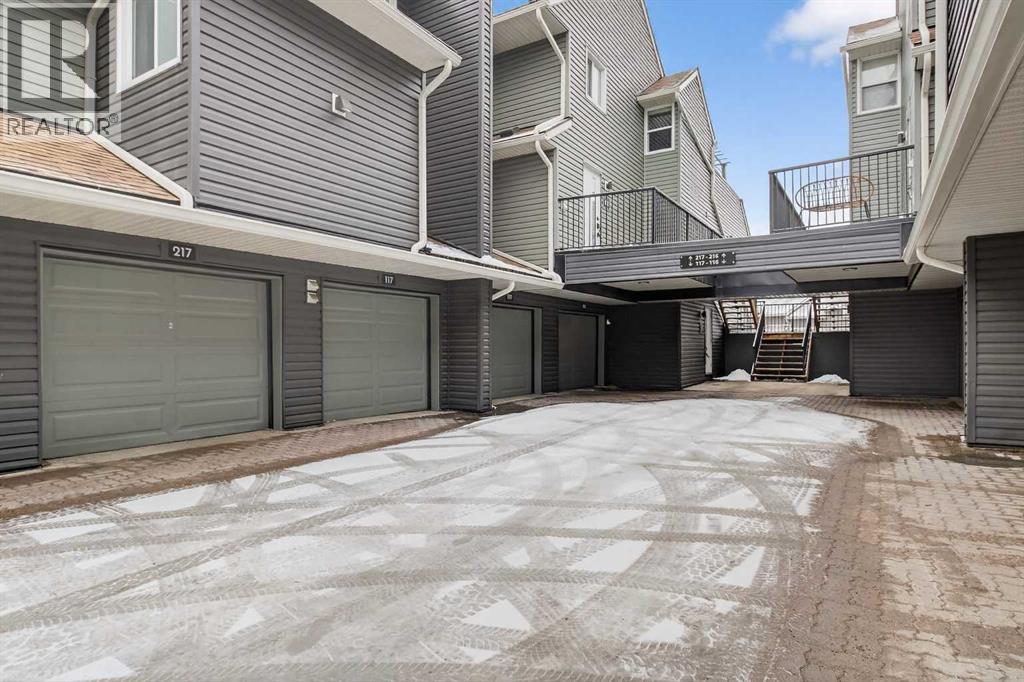 217, 36 Glamis Green Sw, Calgary, Alberta  T3E 6V1 - Photo 26 - A2299929