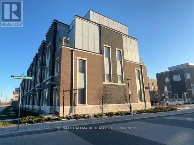 Th373 - 80 Honeycrisp Crescent E, Vaughan, Ontario  L4K 0N7 - Photo 2 - N12975504