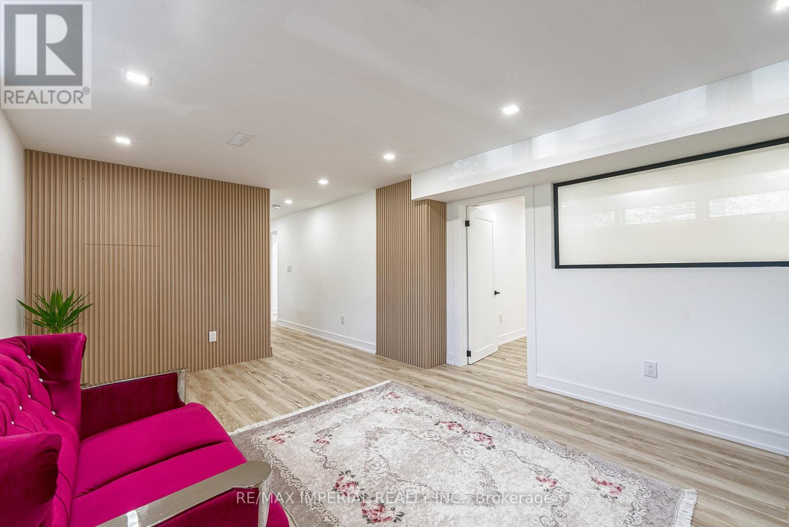 206 Richard Avenue, Newmarket, Ontario  L3Y 4P7 - Photo 35 - N12975580