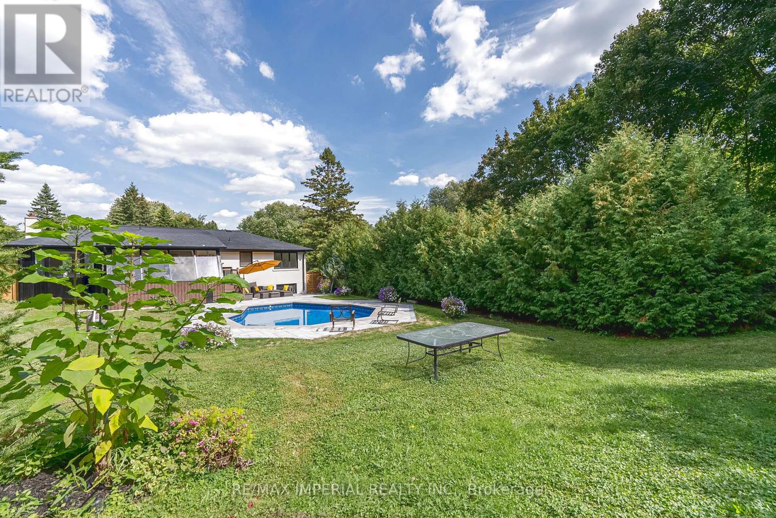 206 Richard Avenue, Newmarket, Ontario  L3Y 4P7 - Photo 41 - N12975580