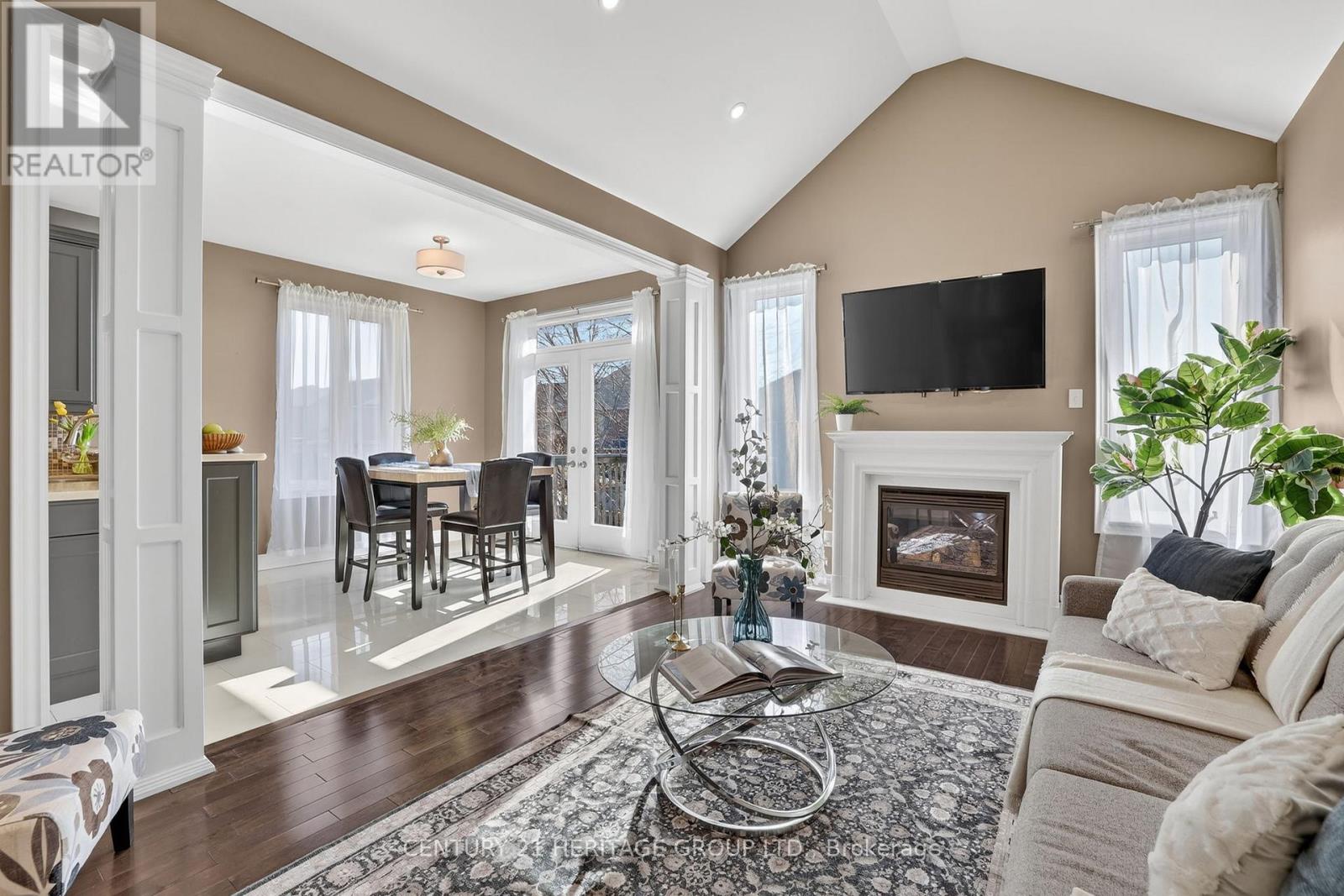 18 West Park Avenue, Bradford West Gwillimbury (Bradford), Ontario  L3Z 0A8 - Photo 14 - N12975582