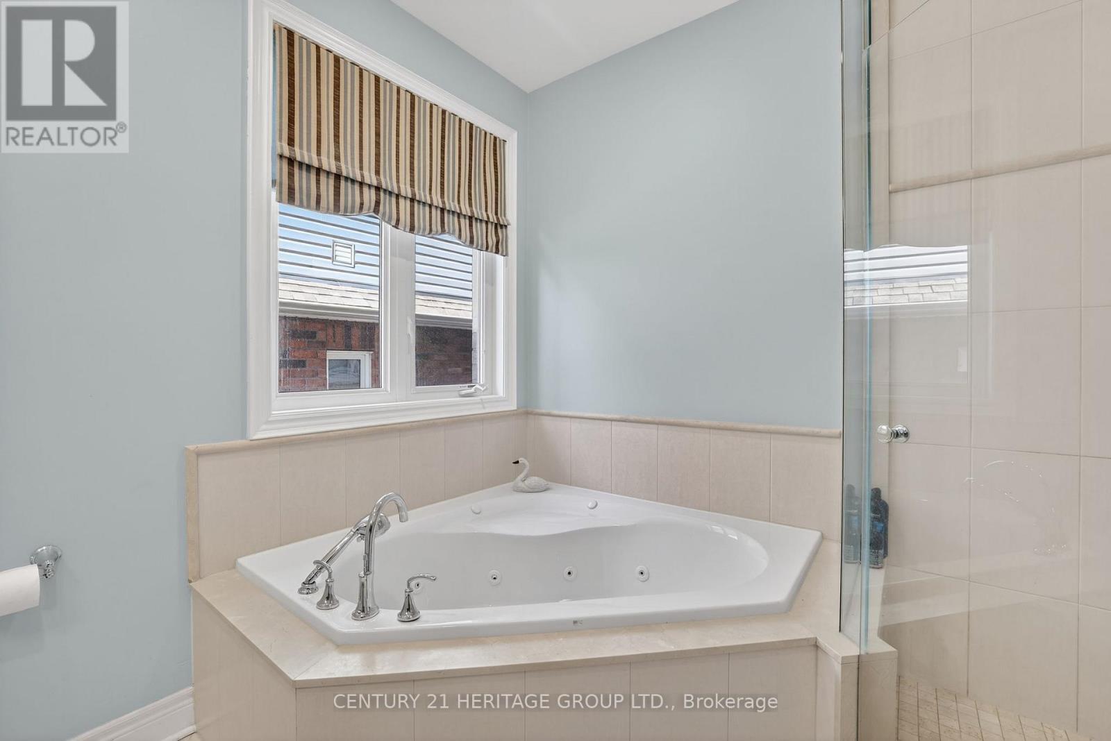 18 West Park Avenue, Bradford West Gwillimbury (Bradford), Ontario  L3Z 0A8 - Photo 24 - N12975582