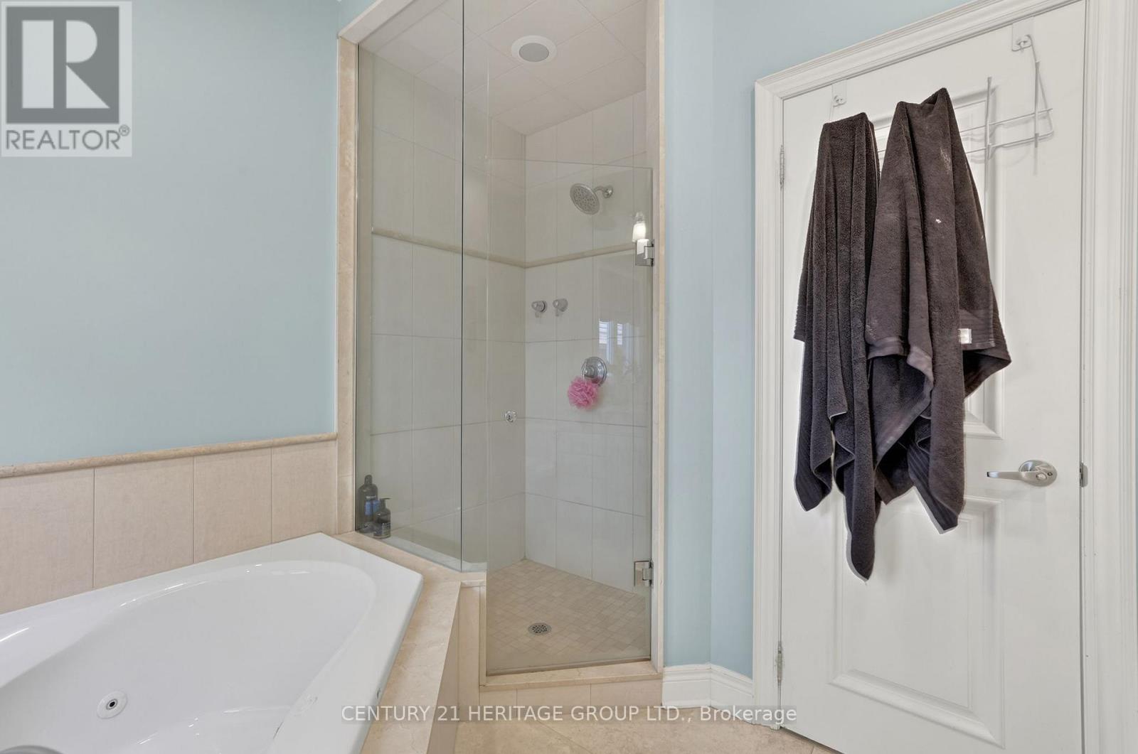 18 West Park Avenue, Bradford West Gwillimbury (Bradford), Ontario  L3Z 0A8 - Photo 25 - N12975582