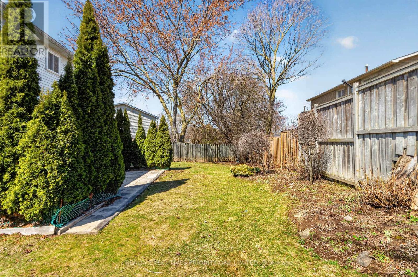 346 Darlington Crescent, Newmarket, Ontario  L3Y 6N4 - Photo 39 - N12975596