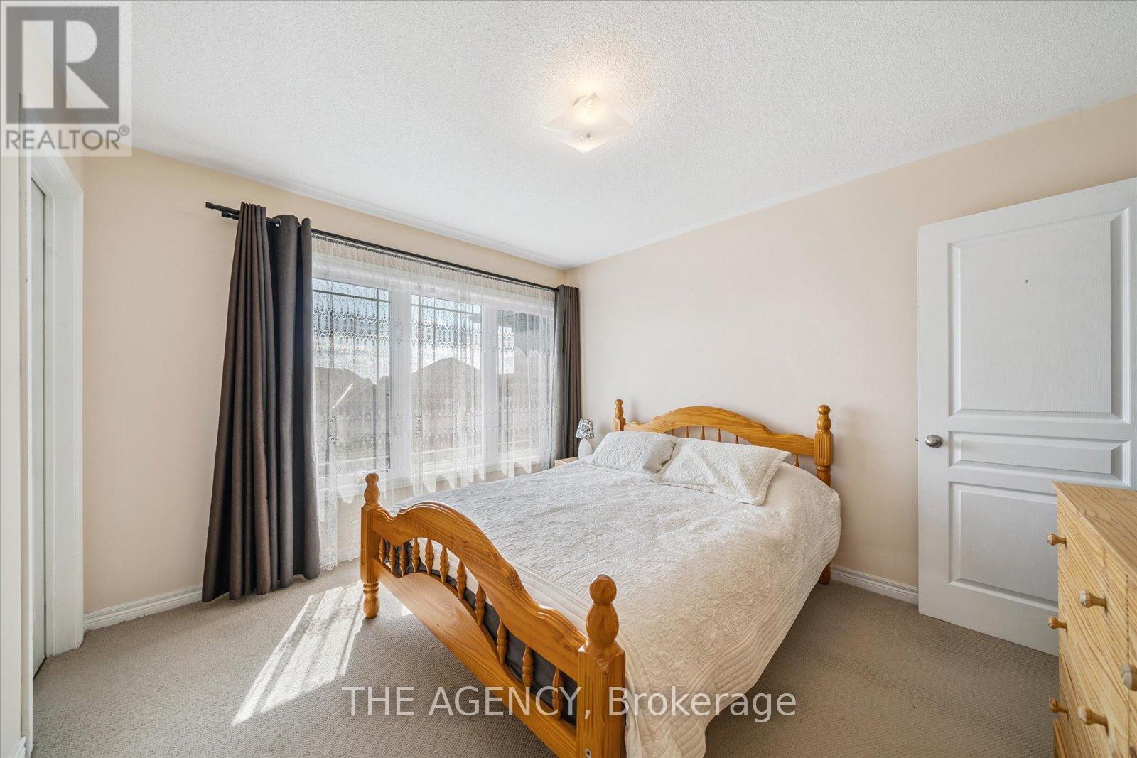 32 Timna Crescent, Vaughan, Ontario L6A 4L7 - Photo 21 - N12975640