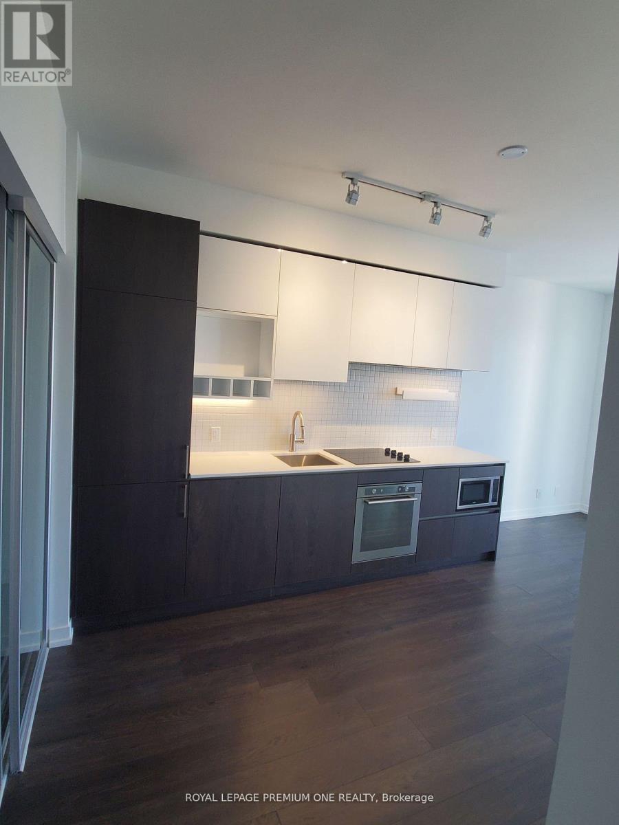 4007 - 950 Portage Parkway, Vaughan, Ontario  L4K 0J7 - Photo 5 - N12975644