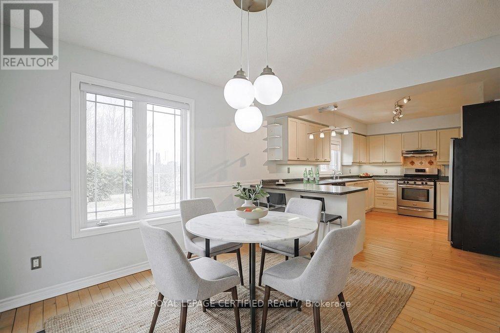 250 Big Bay Point Road, Innisfil, Ontario  L9S 2P6 - Photo 12 - N12975672