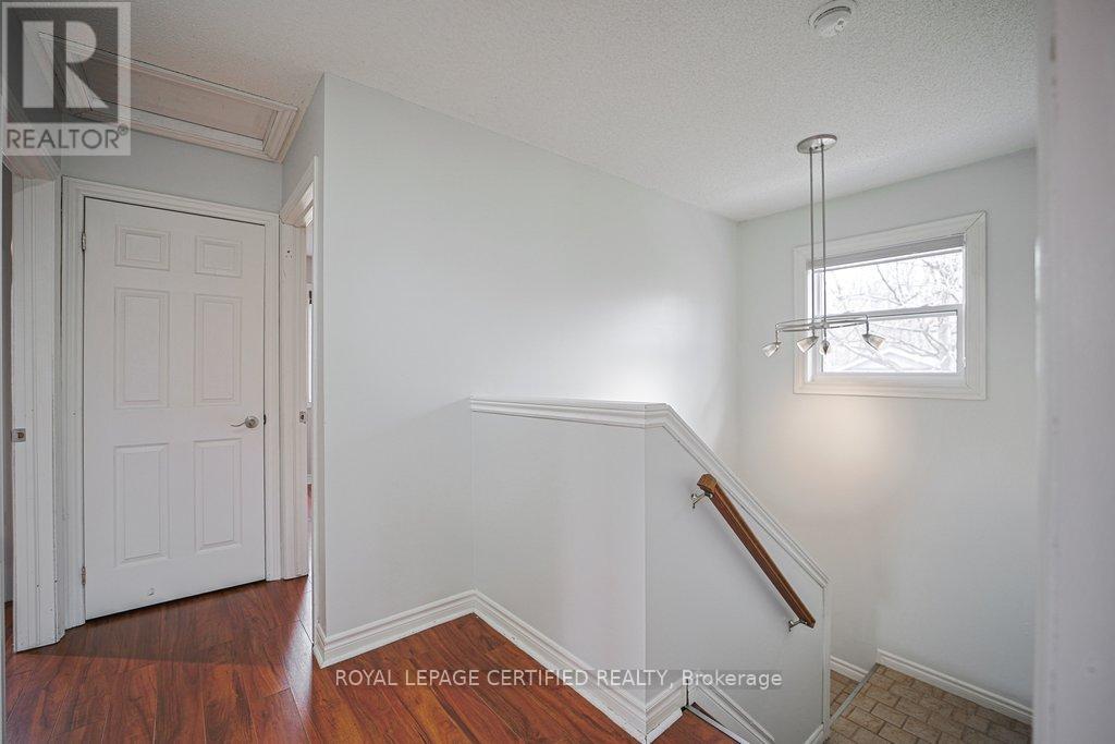 250 Big Bay Point Road, Innisfil, Ontario  L9S 2P6 - Photo 16 - N12975672