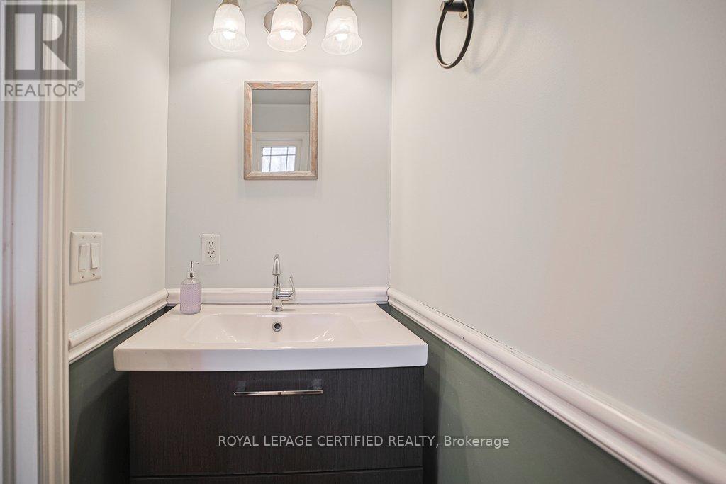 250 Big Bay Point Road, Innisfil, Ontario  L9S 2P6 - Photo 26 - N12975672