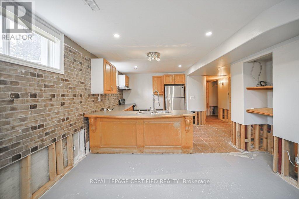 250 Big Bay Point Road, Innisfil, Ontario  L9S 2P6 - Photo 32 - N12975672