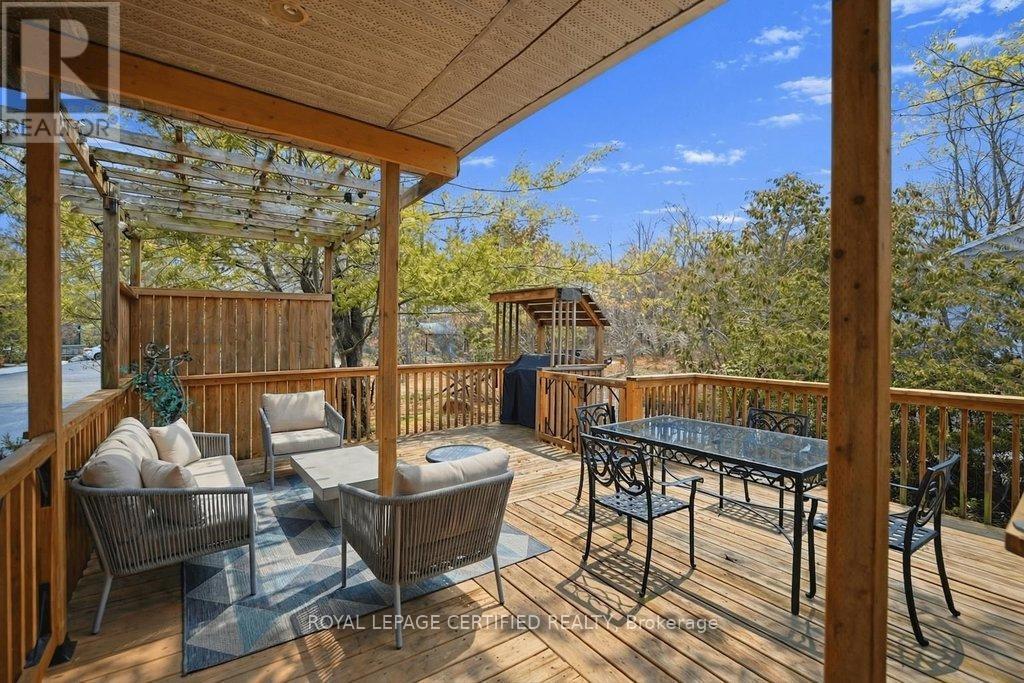 250 Big Bay Point Road, Innisfil, Ontario  L9S 2P6 - Photo 35 - N12975672