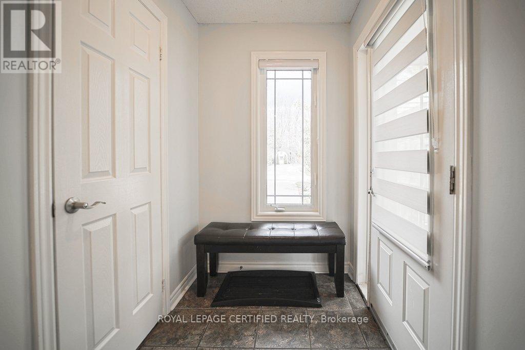 250 Big Bay Point Road, Innisfil, Ontario  L9S 2P6 - Photo 5 - N12975672