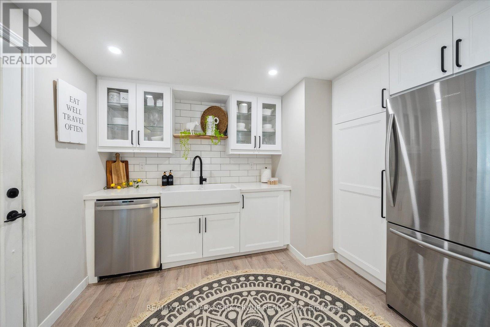 18 Cherrywood Lane, Innisfil, Ontario  L9S 1M6 - Photo 17 - N12975678