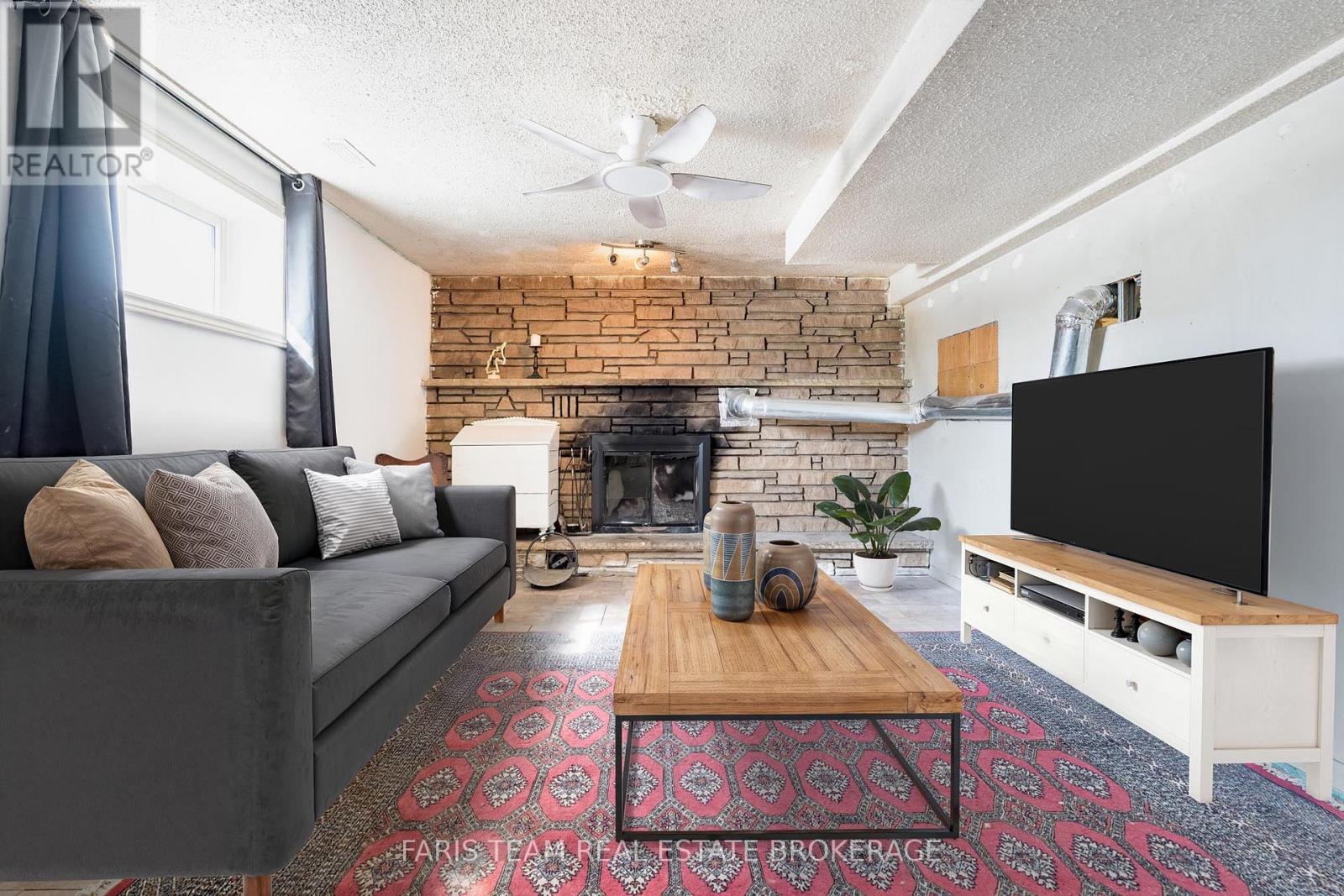 706 James Street, Innisfil, Ontario  L9S 2G7 - Photo 27 - N12975764