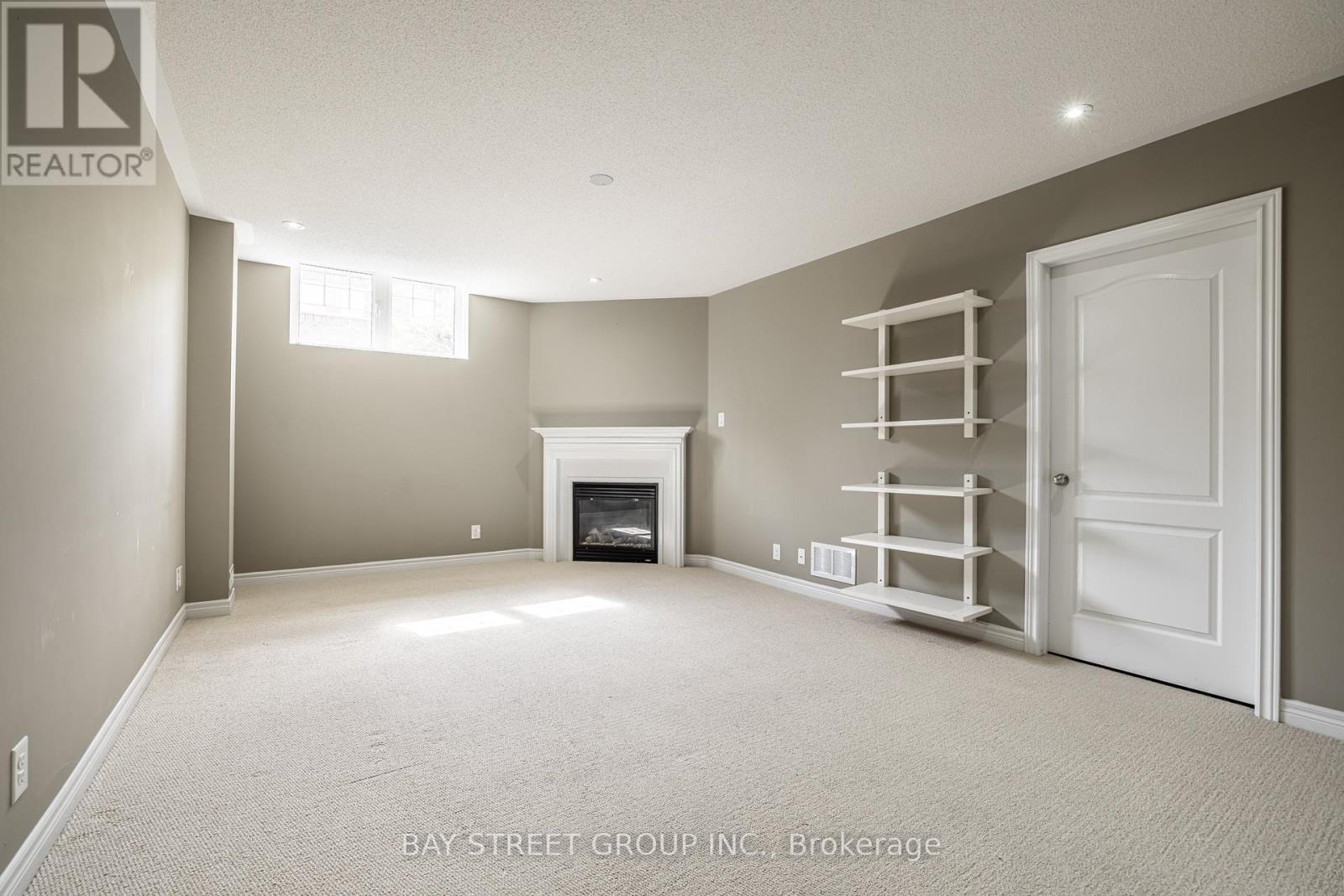 4 Courtland Crescent, East Gwillimbury, Ontario  L9N 0B2 - Photo 34 - N12975772