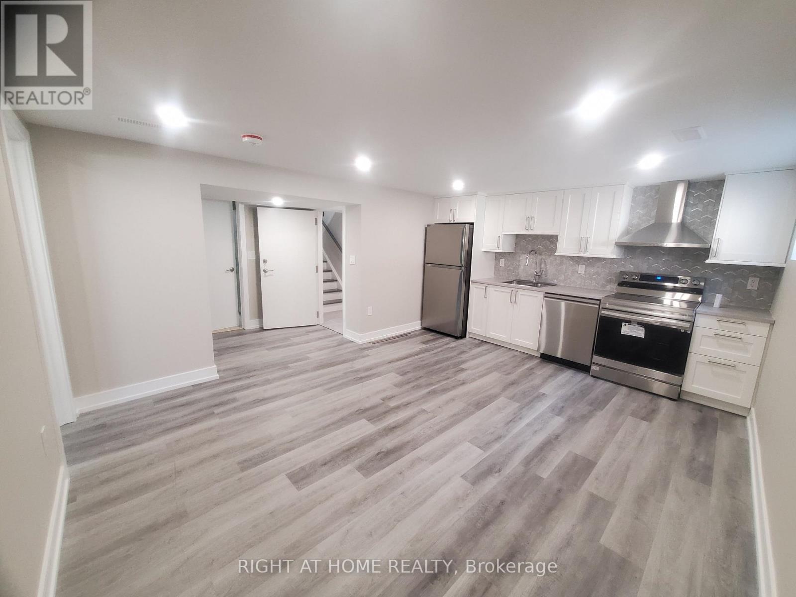 Bsmt A - 30 Lewis Drive, Vaughan, Ontario  L4L 2B6 - Photo 7 - N12975782