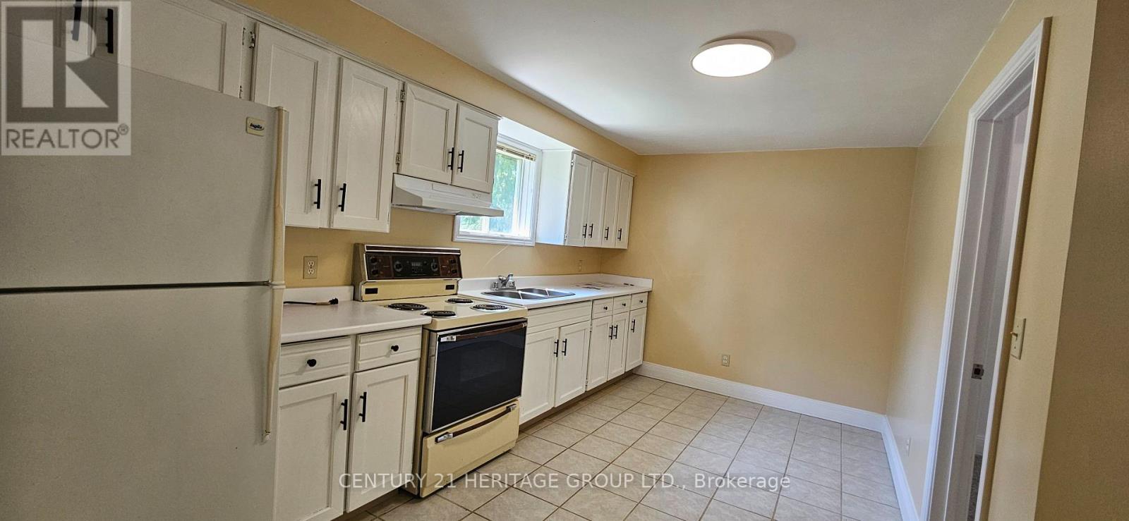 1 - 619 Queensville Side Road W, East Gwillimbury, Ontario  L9N 1N7 - Photo 3 - N12975810