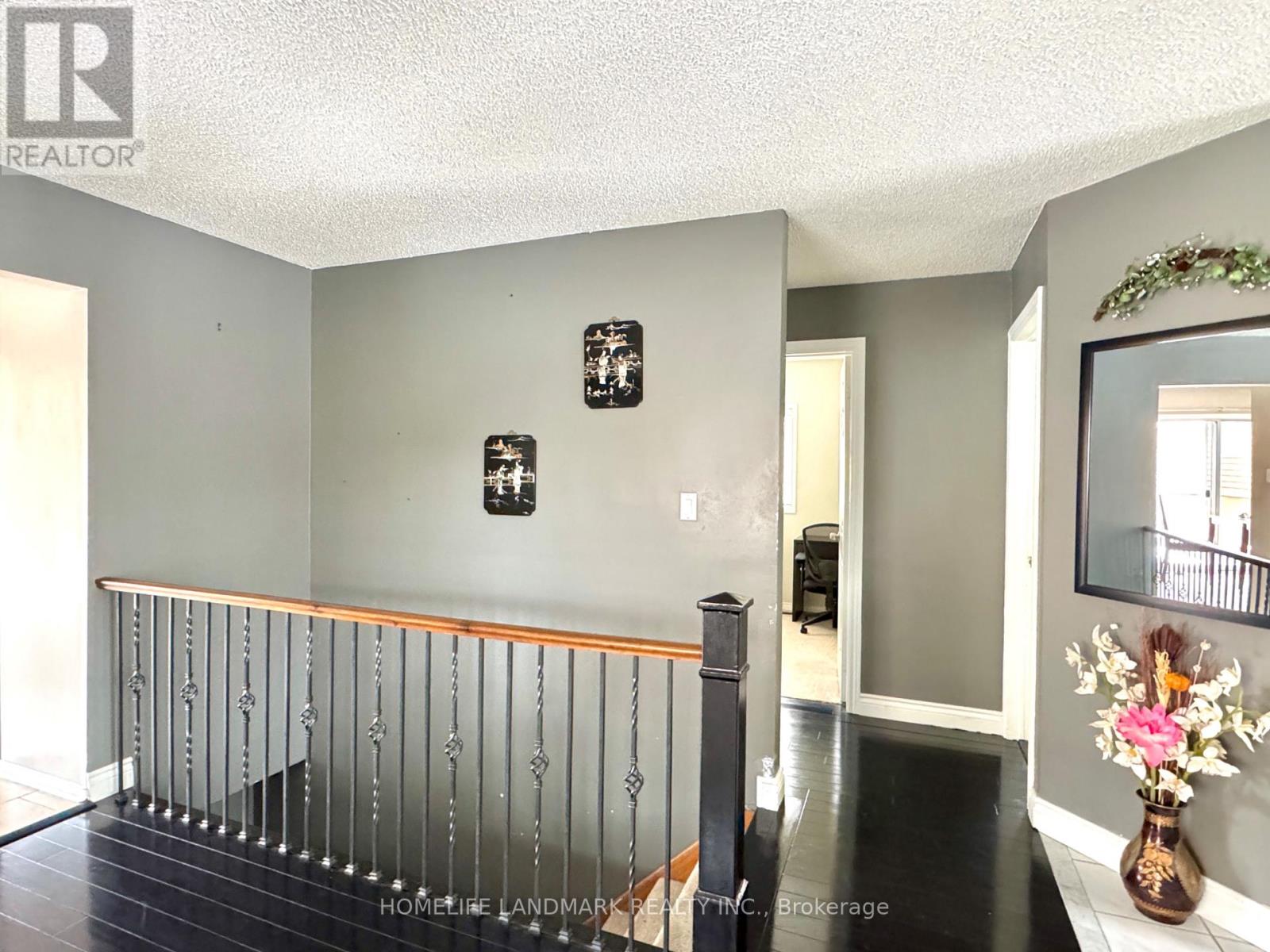 32 Simmons Crescent, Barrie, Ontario  L4N 7T7 - Photo 12 - S12901644