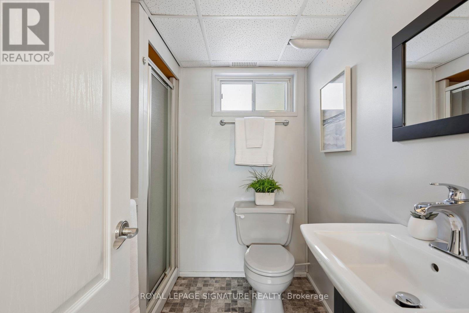 90 Woodgarden Crescent, Toronto, Ontario  M1E 3K2 - Photo 36 - E12971936